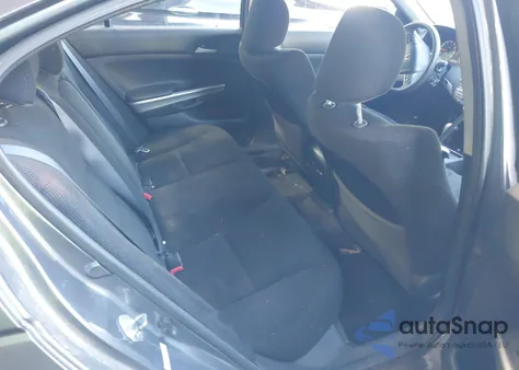 2010 Honda Accord 2.4 Ex z USA, uszkodzony, nr VIN 1HGCP2F79AA067475